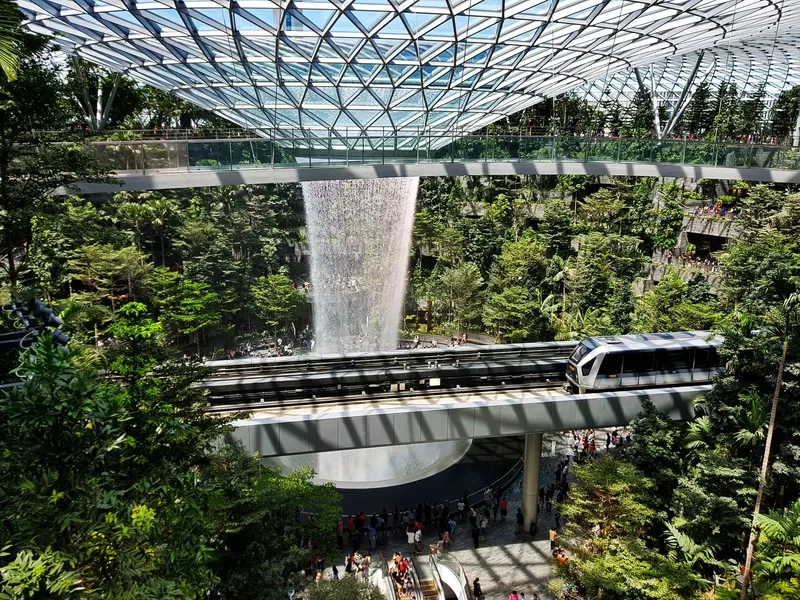 Jewel Changi Airport điểm sống ảo tuyệt vời tại Singapore