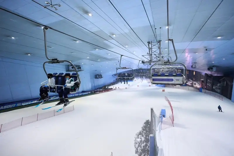Khám phá Khu trượt tuyết trong nhà Ski Dubai