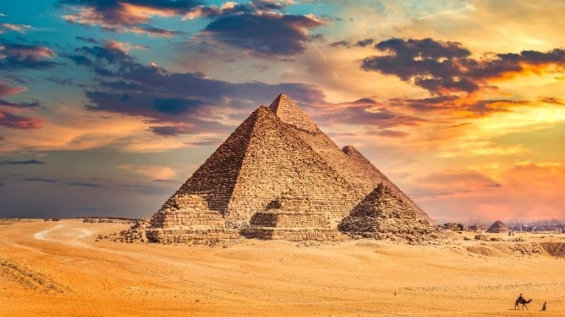 Kim tự tháp Ai Cập và di sản cổ đại