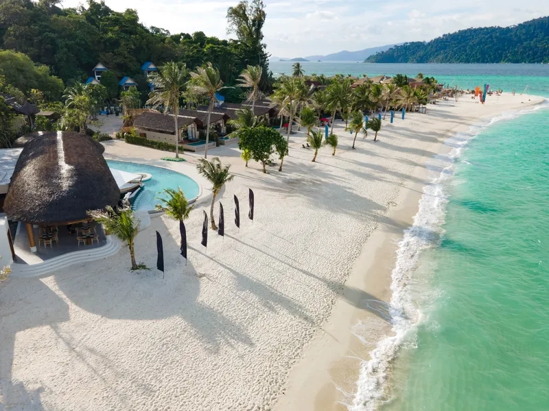 Bãi biển Koh Lipe mang đến cảm giác yên bình