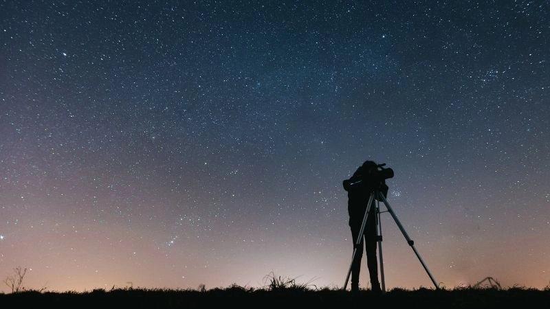 Quan sát thiên thể và khám phá vũ trụ