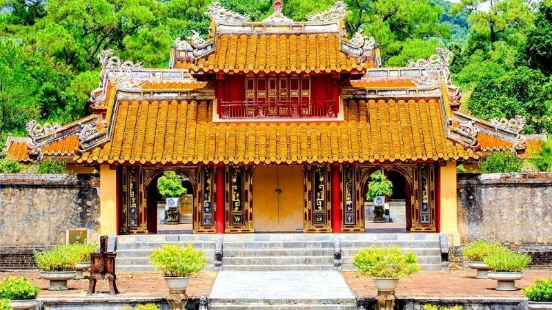 Kiến trúc Lăng Minh Mạng tinh tế và uy nghi