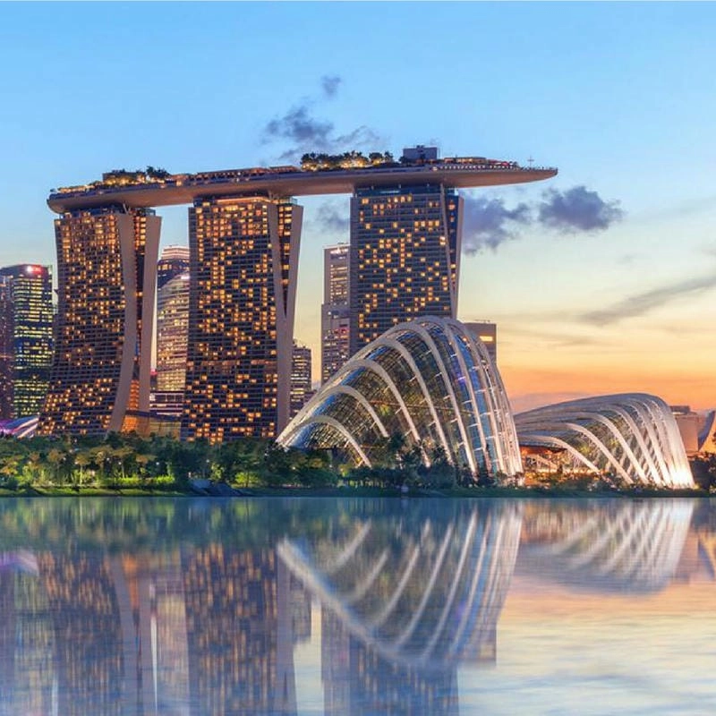 Vẻ đẹp hiện đại của ảnh Marina Bay Sands nổi bật giữa vịnh Marina