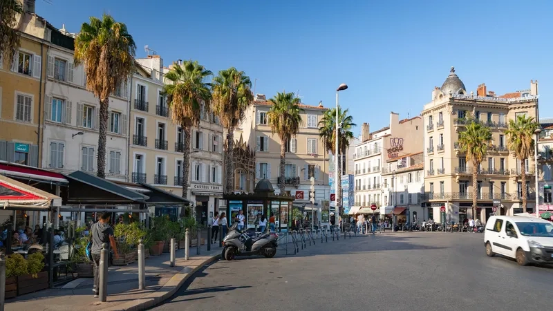 Khung cảnh Marseille làm say lòng người