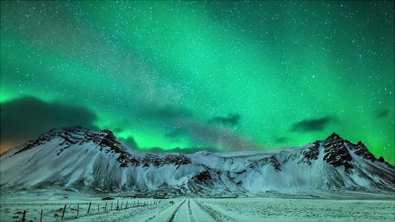 Sương mù mùa đông bao phủ Greenland