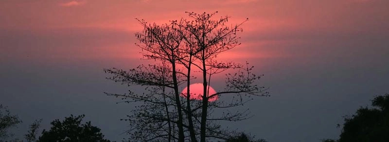 Hoàng hôn Sơn La mùa đông nhuộm hồng cả một vùng trời