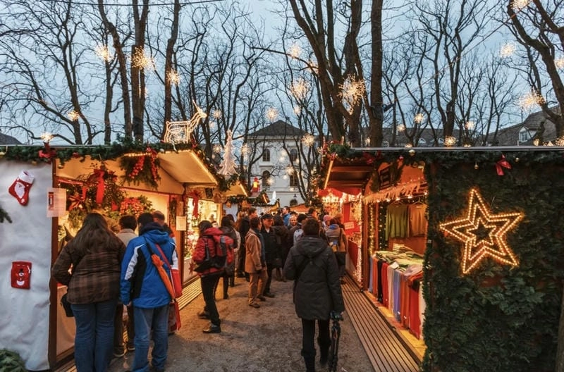 Bình minh Giáng sinh ở Vienna bình yên