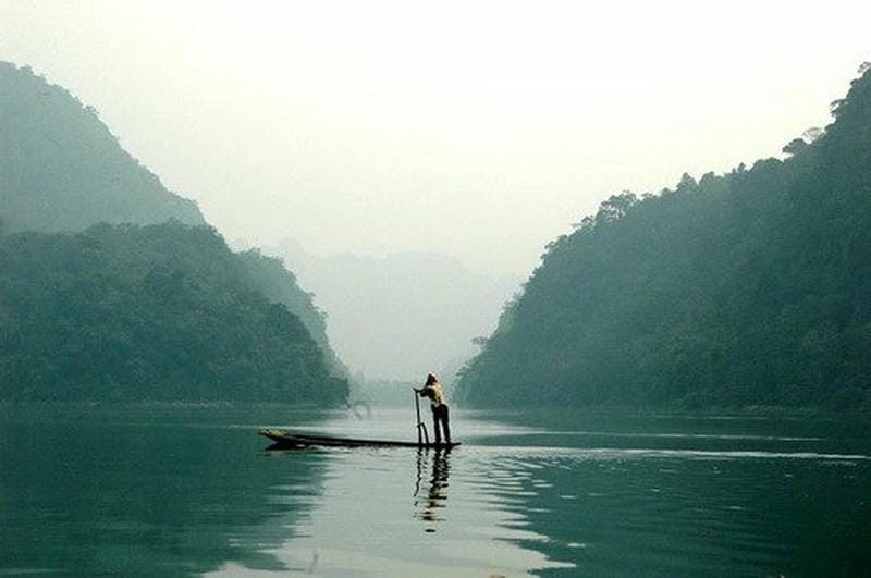 Cái lạnh êm dịu giữa mùa đông Ba Bể tĩnh lặng