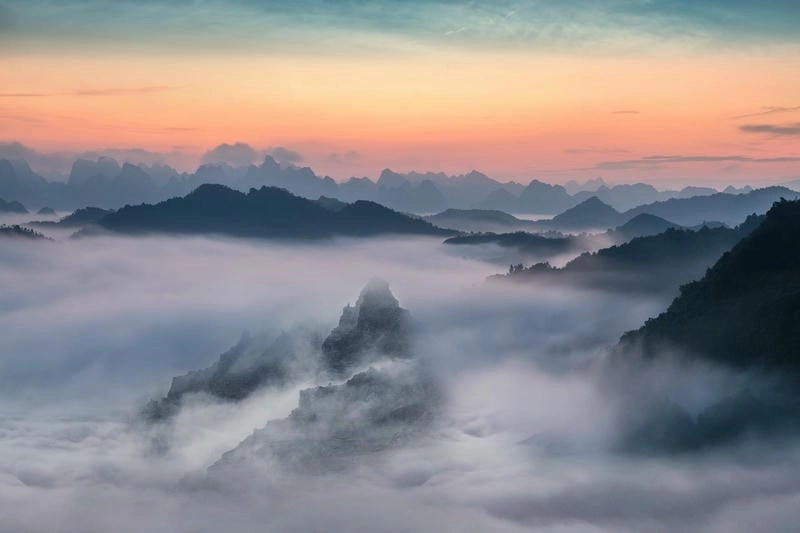 Hoàng hôn Điện Biên mùa đông rực rỡ sắc màu mơ màng