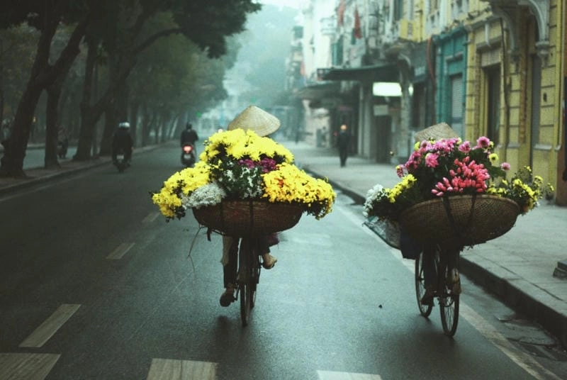 Không khí lãng đãng của mùa đông Hà Nội mê hoặc lòng người