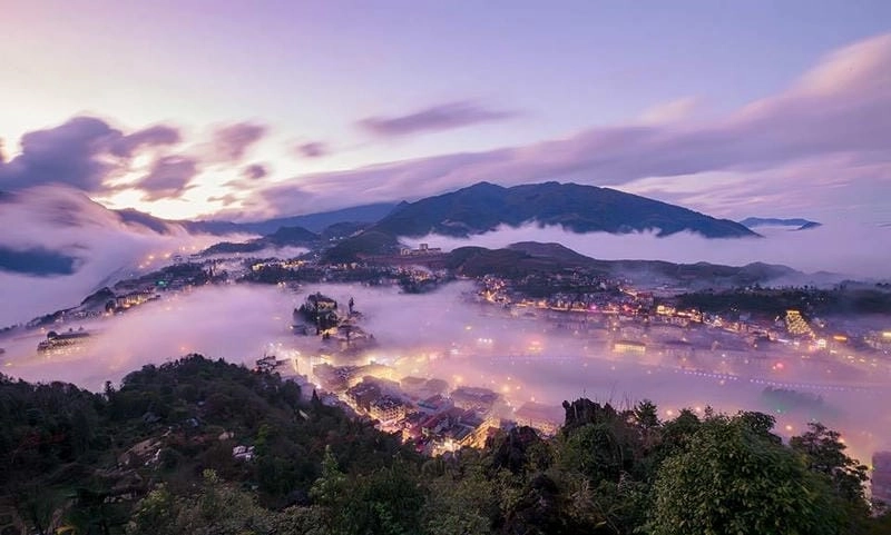 Sương giăng lối nhỏ Sapa thơ mộng