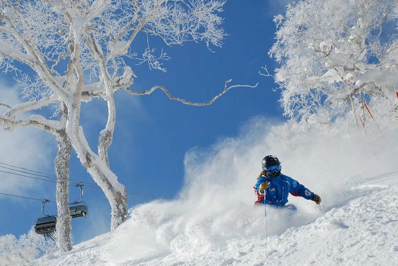 Lễ hội tuyết ở Hokkaido rực rỡ và lôi cuốn