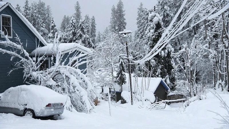 Ảnh tuyết Lake Tahoe đẹp như tranh vẽ và lãng mạn