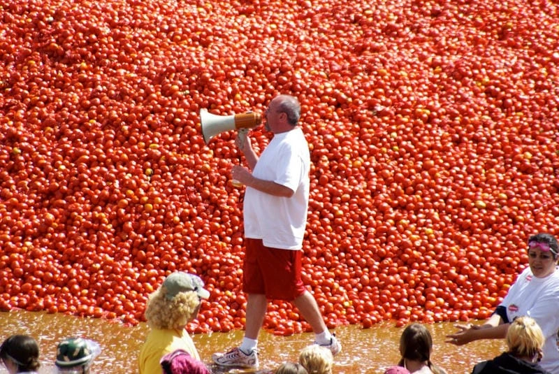 Mùa hè Valencia sống động cùng lễ hội La Tomatina