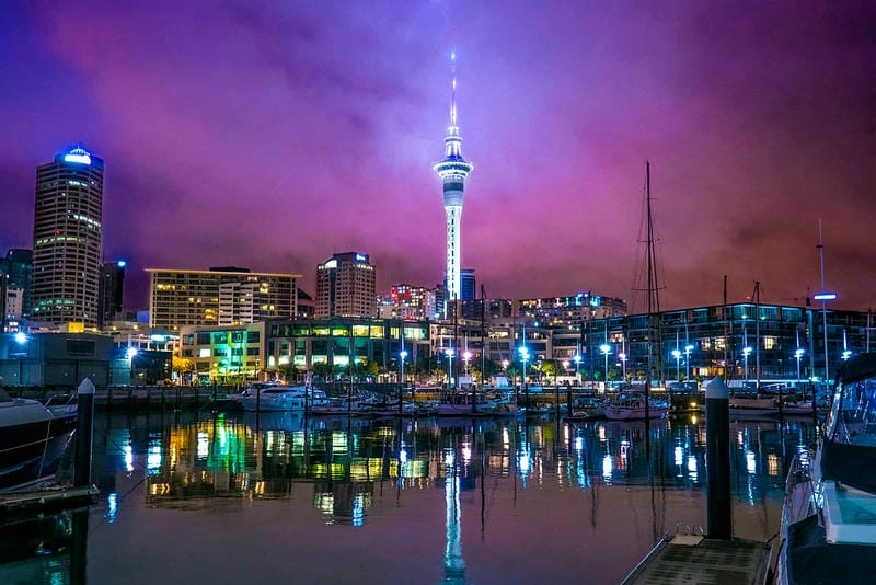 Mùa xuân về đêm ở New Zealand thơ mộng