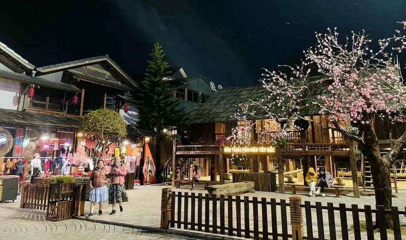 Yên bình dịu nhẹ của mùa xuân về đêm