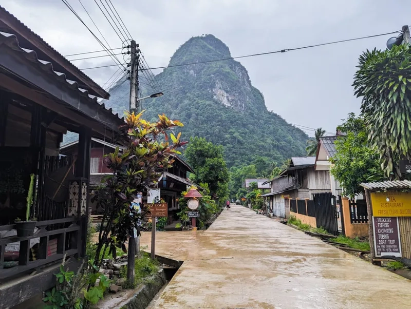 Kinh nghiệm tham quan Muang Ngoi Neua