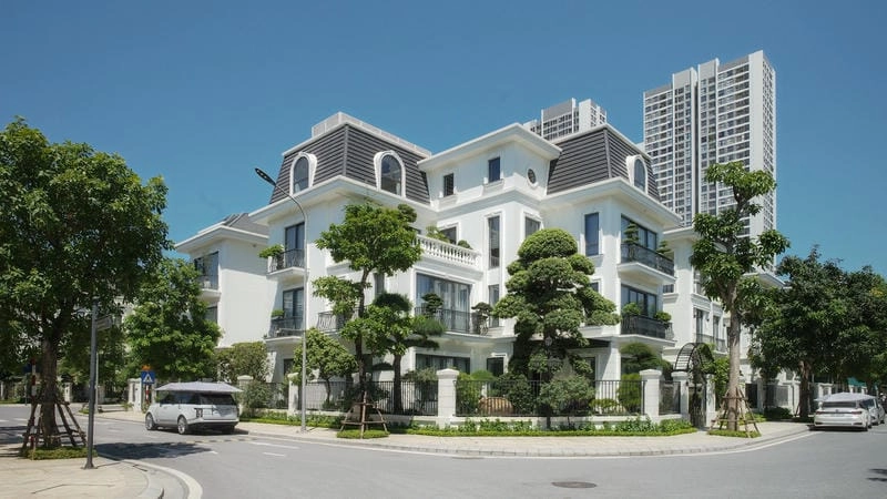 Nhà biệt thự Cần Thơ thêm lung linh khi Cần Thơ về đêm rực sáng