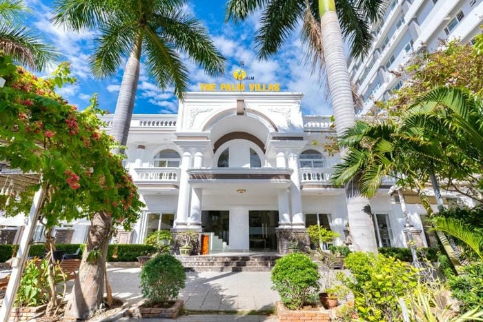 Ngắm kiến trúc biệt thự biển hiện đại hòa cùng sóng gió