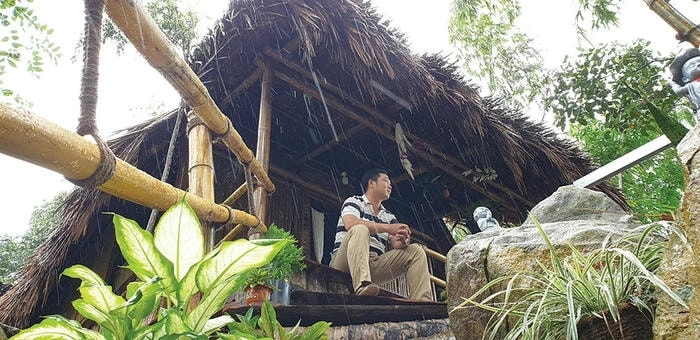 Thưởng ngoạn hoàng hôn nhà chòi nhuộm vàng bờ kênh