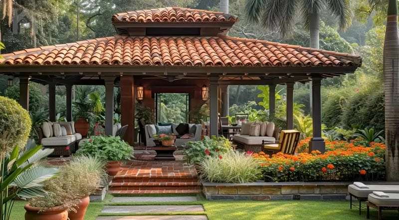 Sân nước Bạc Liêu phản chiếu vẻ yên bình nhà chòi