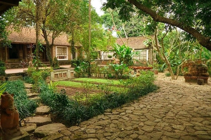 Vẻ đẹp truyền thống qua mái ngói Bắc Ninh phủ rêu xanh