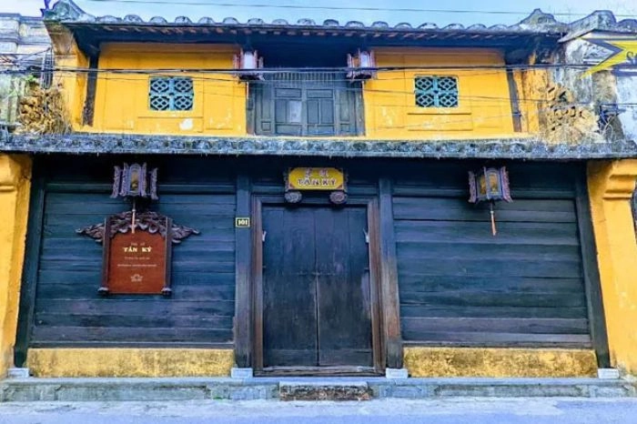 Khám phá nội thất cổ Hội An mang hồn xưa độc đáo