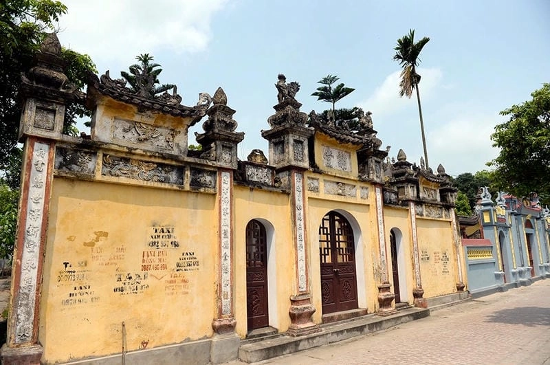 Trải nghiệm cảnh hoàng hôn nhà cổ lãng mạn và yên bình