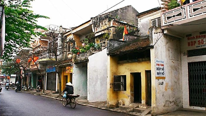 Khoảnh khắc bình minh nhà cổ nhẹ nhàng trên miền quê yên ả