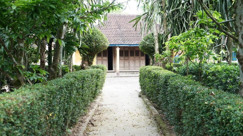 Đón bình minh tại Nhà cổ Quảng Trị yên bình