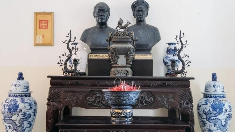 Du lịch Bạc Liêu khám phá nét đẹp dinh thự tráng lệ