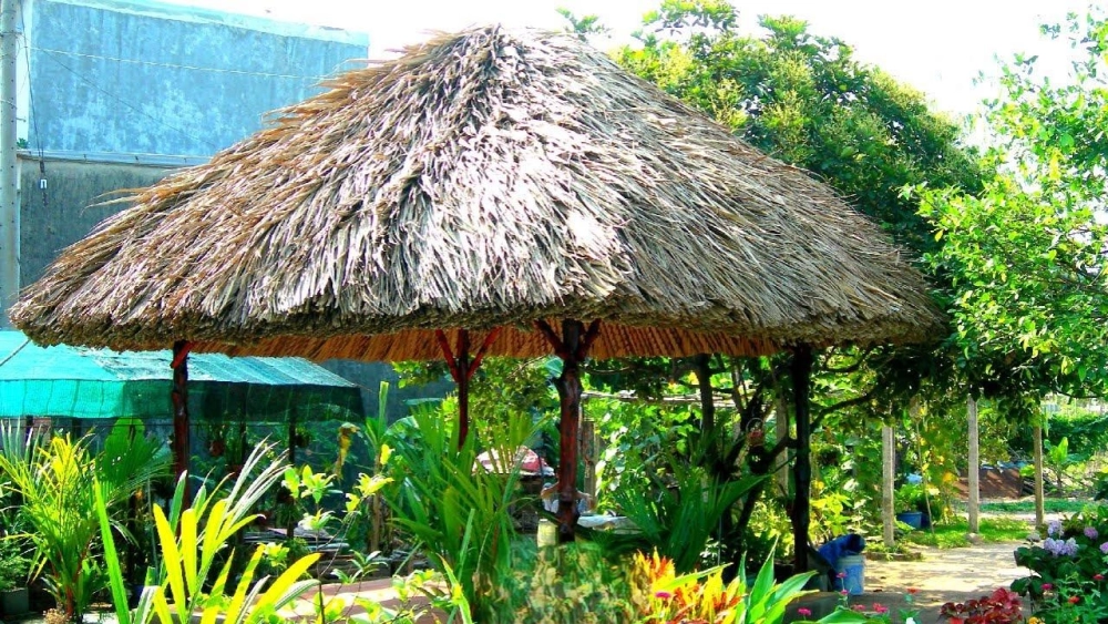 Nhà lá truyền thống miền Tây lưu giữ hồn quê giữa hiện đại