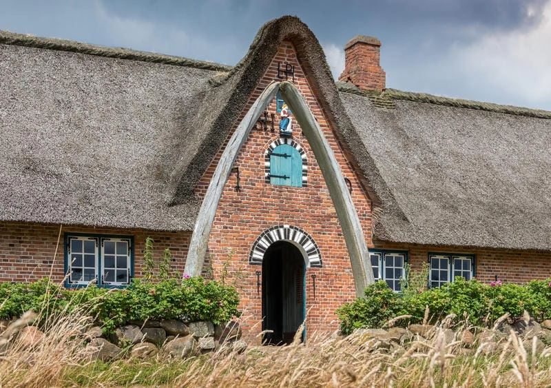 Ngắm mái lá dừa xanh mát tại Nhà lá Vĩnh Long