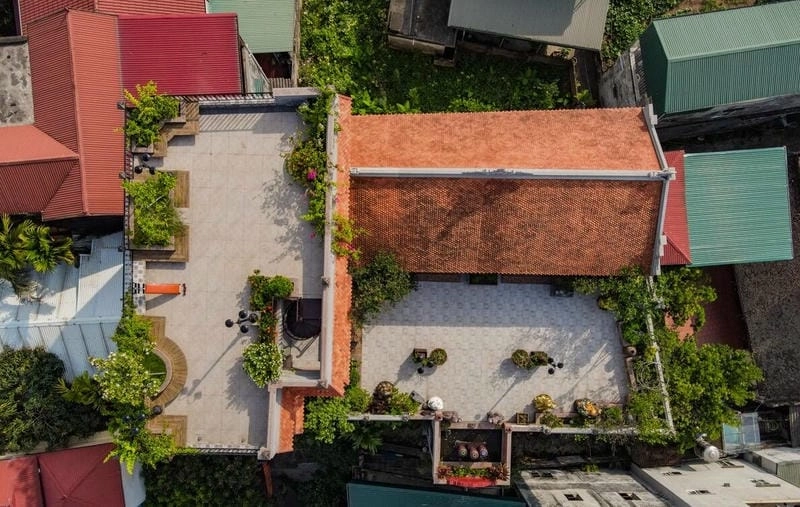 Thưởng ngoạn hoàng hôn nhà rường thơ mộng