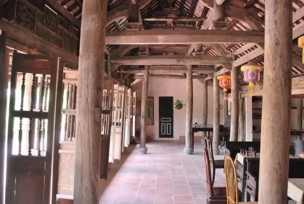 Trải nghiệm vẻ đẹp cột gỗ Bắc Ninh cổ kính