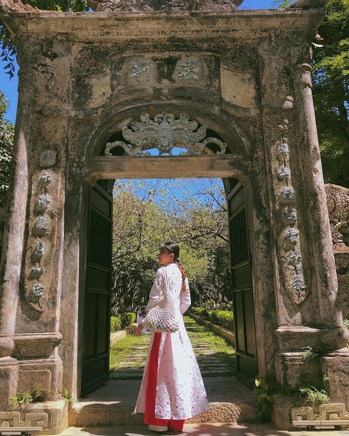 Lưu giữ thời gian qua nhà rường cổ kính ở Huế