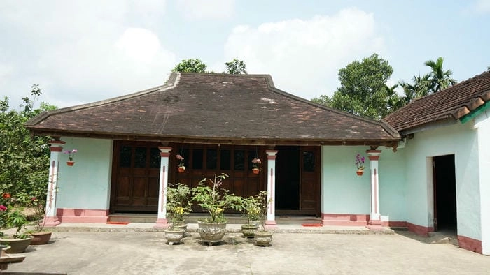 Khám phá nội thất nhà rường cổ Quảng Trị ấm áp và mộc mạc