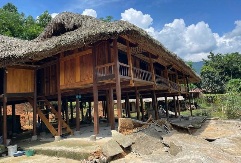 Một thoáng Lào Cai truyền thống qua hình ảnh nhà sàn dân tộc Dao