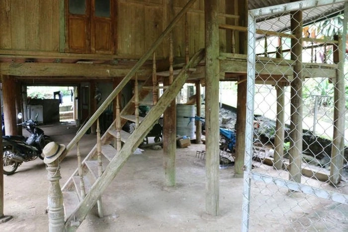 Chiêm ngưỡng hoàng hôn nhà sàn Mường nhẹ nhàng nên thơ