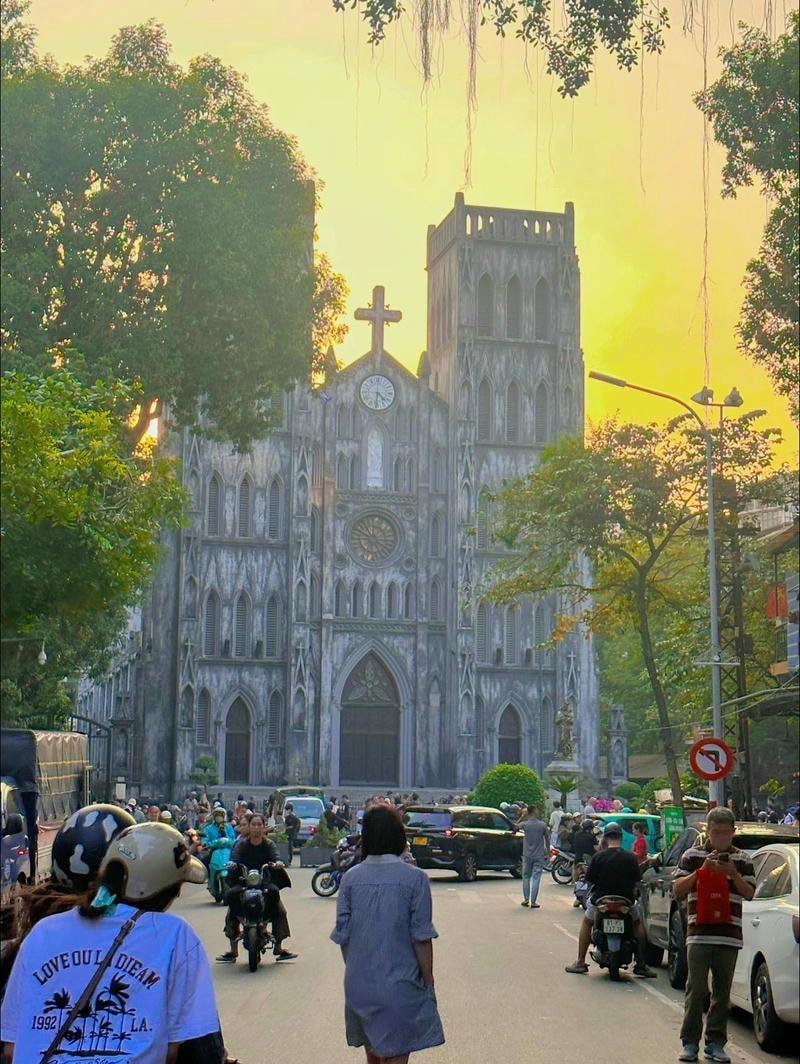 Nhà thờ Lớn Hà Nội biểu tượng tôn giáo thủ đô