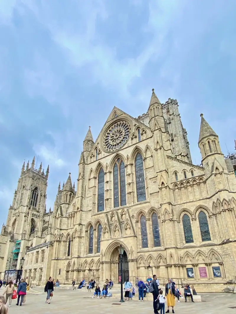 York Minster ở đâu khám phá ngay vị trí