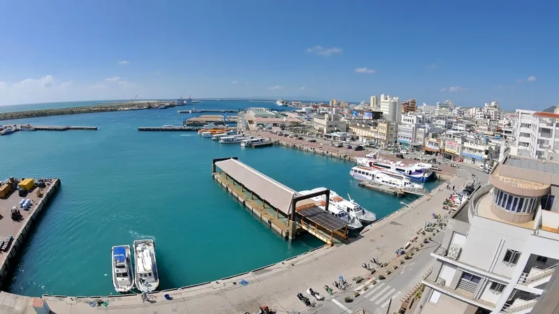 Khám phá các hòn đảo hoang sơ tại Okinawa