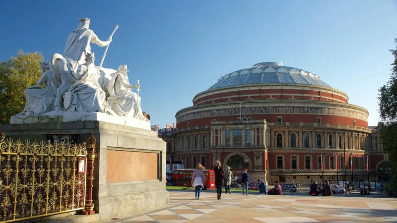 Khám phá Phòng hòa nhạc Hoàng gia Albert với kiến trúc và lịch sử độc đáo