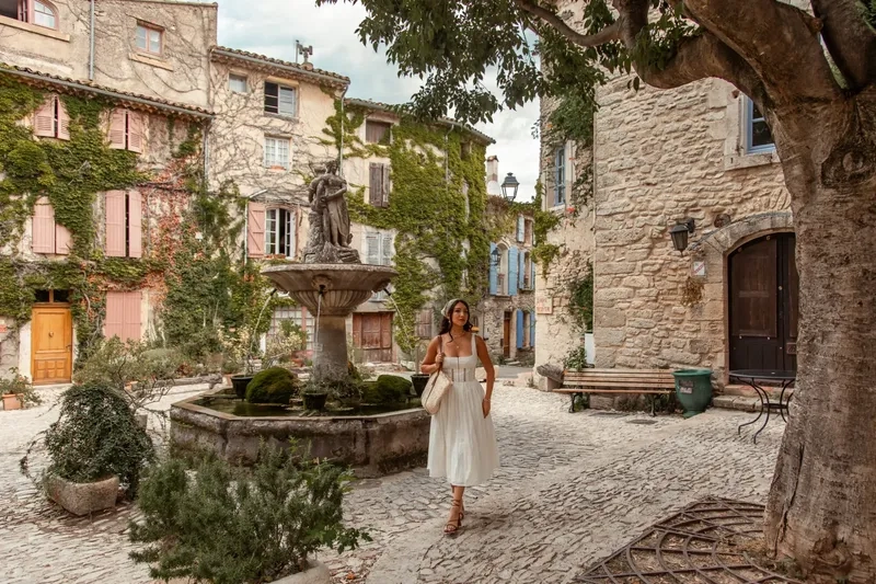 Vẻ đẹp Provence khiến ai cũng nhớ mãi
