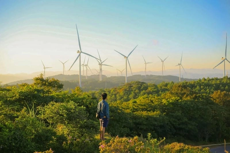 Mây trắng bay trên cảnh quan Quảng Trị thơ mộng