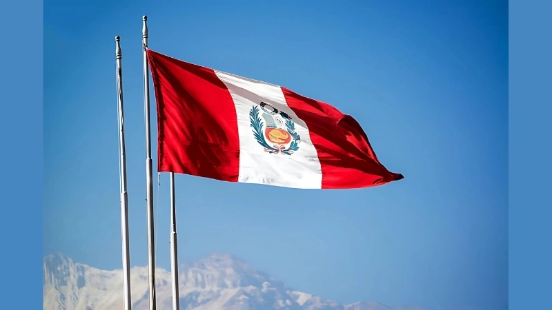 Đặc điểm hình dạng của Quốc kỳ Peru hiện tại