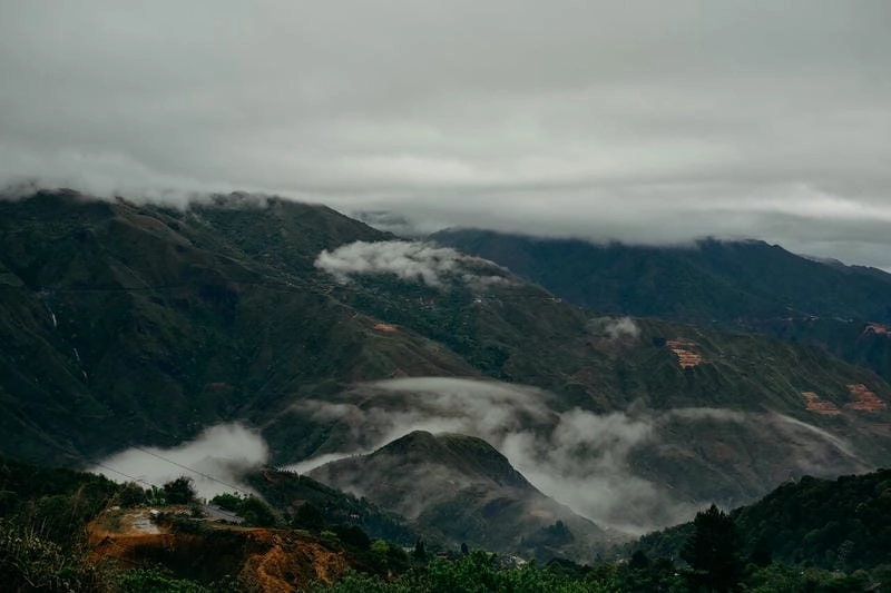  Tà Xùa mang một vẻ đẹp hoang sơ, hùng vĩ