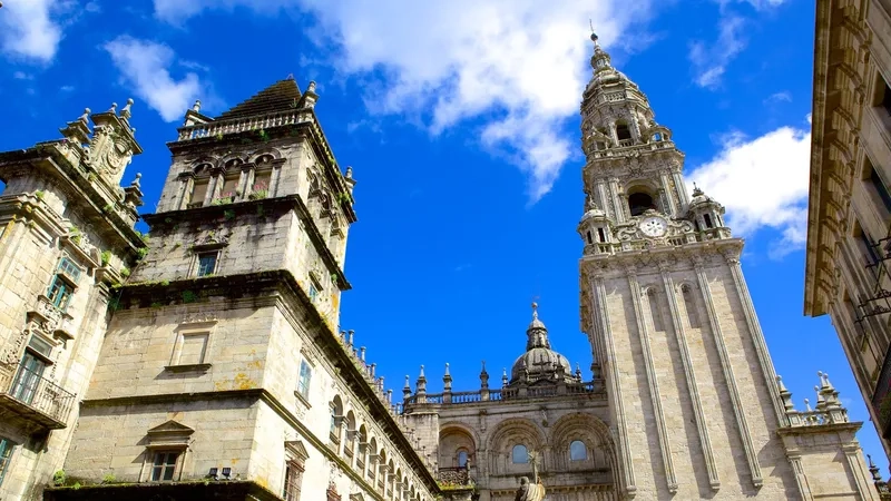 Kiến trúc cổ kính tại Santiago de Compostela