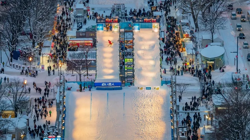 Sapporo mùa đông ngập tràn tuyết trắng tinh khôi