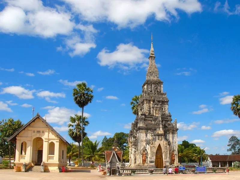 Savannakhet mang trong mình vẻ đẹp hoài niệm xưa